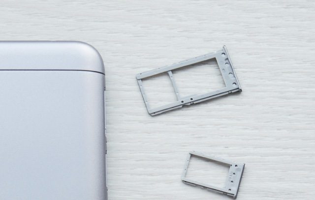 два слота в смартфоне 