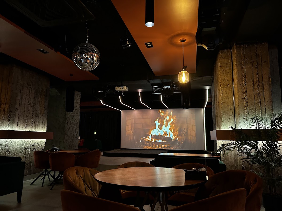 Babuin — Restaurant