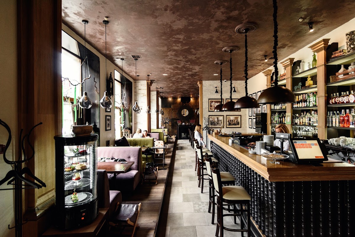 Фамілія — Restaurant